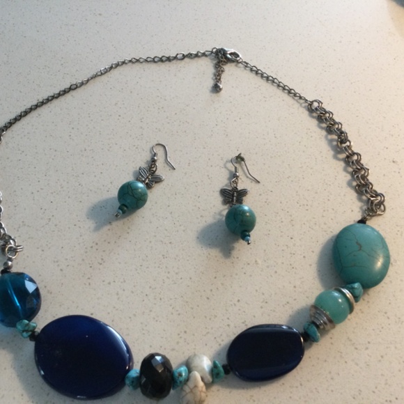 Lovely Vintage Mexican Necklace and Earring Set - Picture 2 of 7